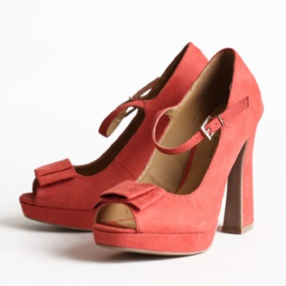 Coral Flair Mary Jane Peep Toe Shoes NWOB